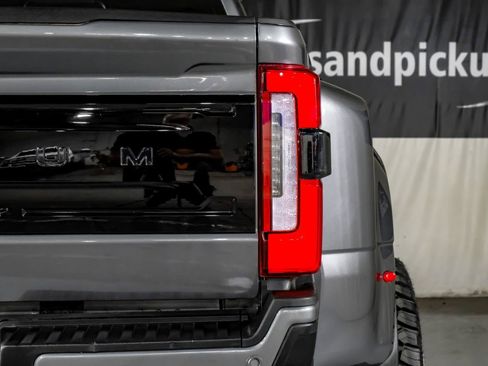 Used 2024 Ford F350 Platinum image 44