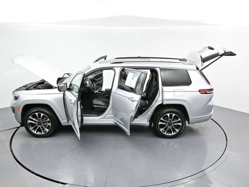 Used 2023 Jeep Grand Cherokee L Overland AWD/4WD image 47