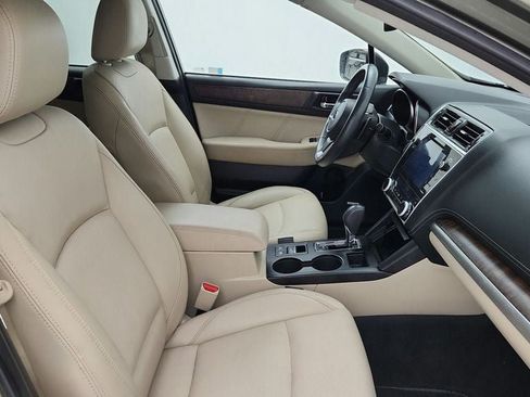 Used 2018 Subaru Outback 2.5i Limited AWD/4WD image 24