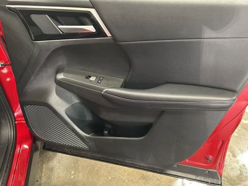 Used 2024 Mitsubishi Outlander SE image 24