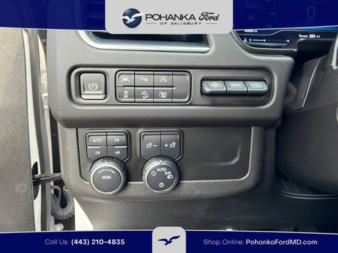Used 2023 Chevrolet Suburban Premier AWD/4WD image 20