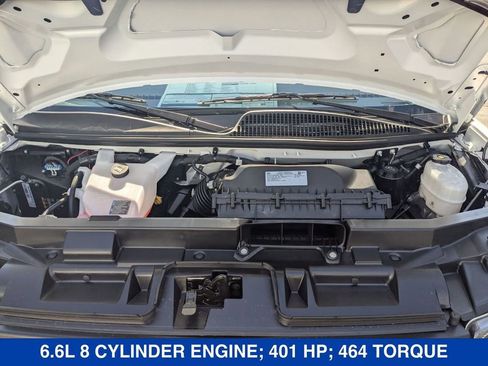 New 2025 Chevrolet Express 3500 Extended image 38