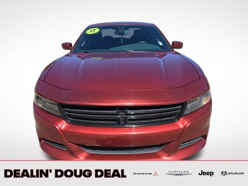 Used 2017 Dodge Charger SXT RWD image 8