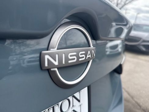 Certified 2025 Nissan Sentra SR w/ SR Premium Package image 41