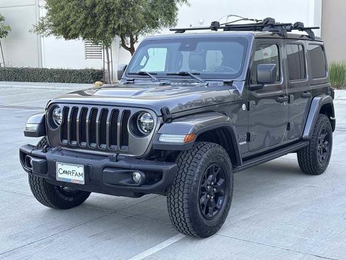 Used 2019 Jeep Wrangler Unlimited Sahara w/ Quick Order Package 24M Moab image 7