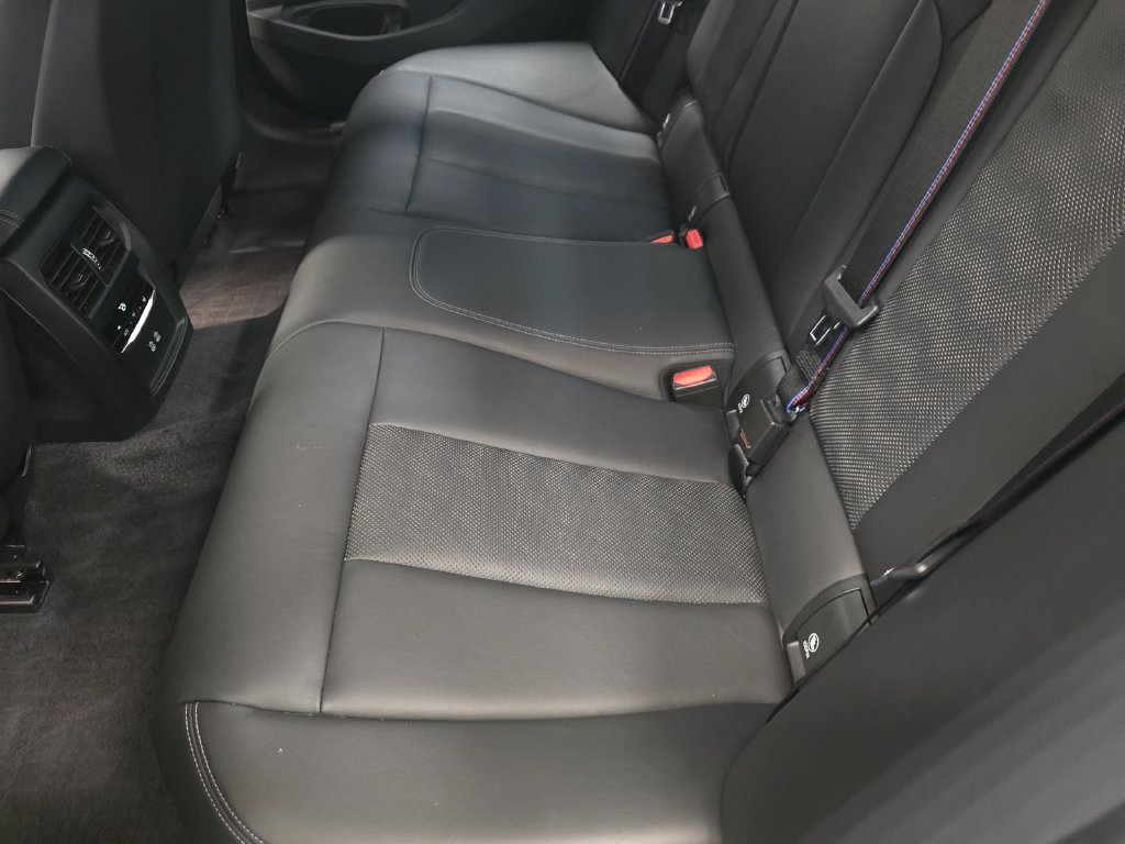 Used 2021 BMW M3 Competition w/ Executive Package RWD image 26