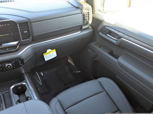 New 2026 GMC Sierra 1500 SLT w/ SLT Premium Plus Package image 16