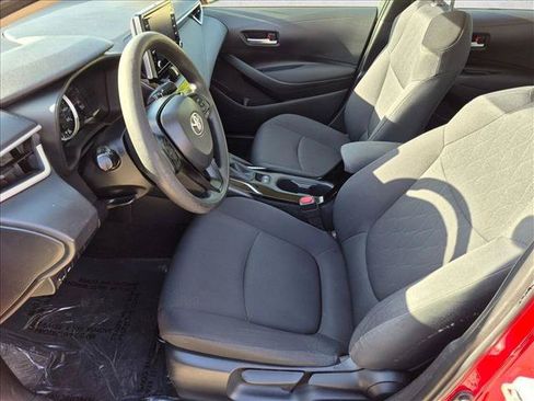 Used 2021 Toyota Corolla LE FWD image 14