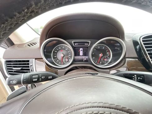 Used 2019 Mercedes-Benz GLS 450 4MATIC image 23