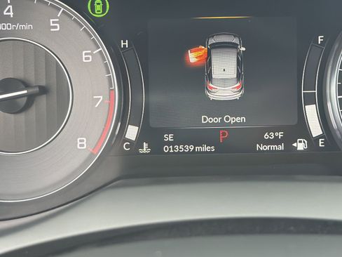 Certified 2023 Acura RDX FWD w/ Technology Package image 22