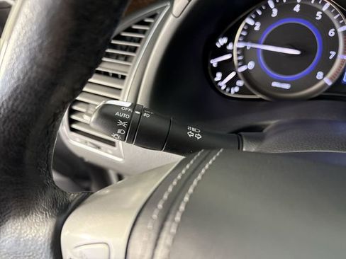 Used 2019 INFINITI QX80 Luxe w/ Proactive Package image 16