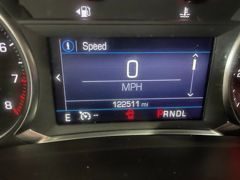 Used 2021 Chevrolet Blazer LT FWD image 9