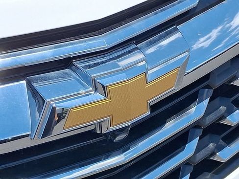 Used 2025 Chevrolet Equinox LT AWD/4WD image 29