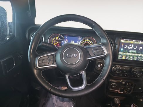 Used 2021 Jeep Wrangler Unlimited Sahara image 11