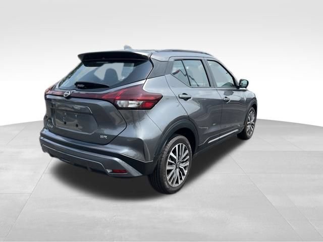Used 2024 Nissan Kicks SR FWD image 7