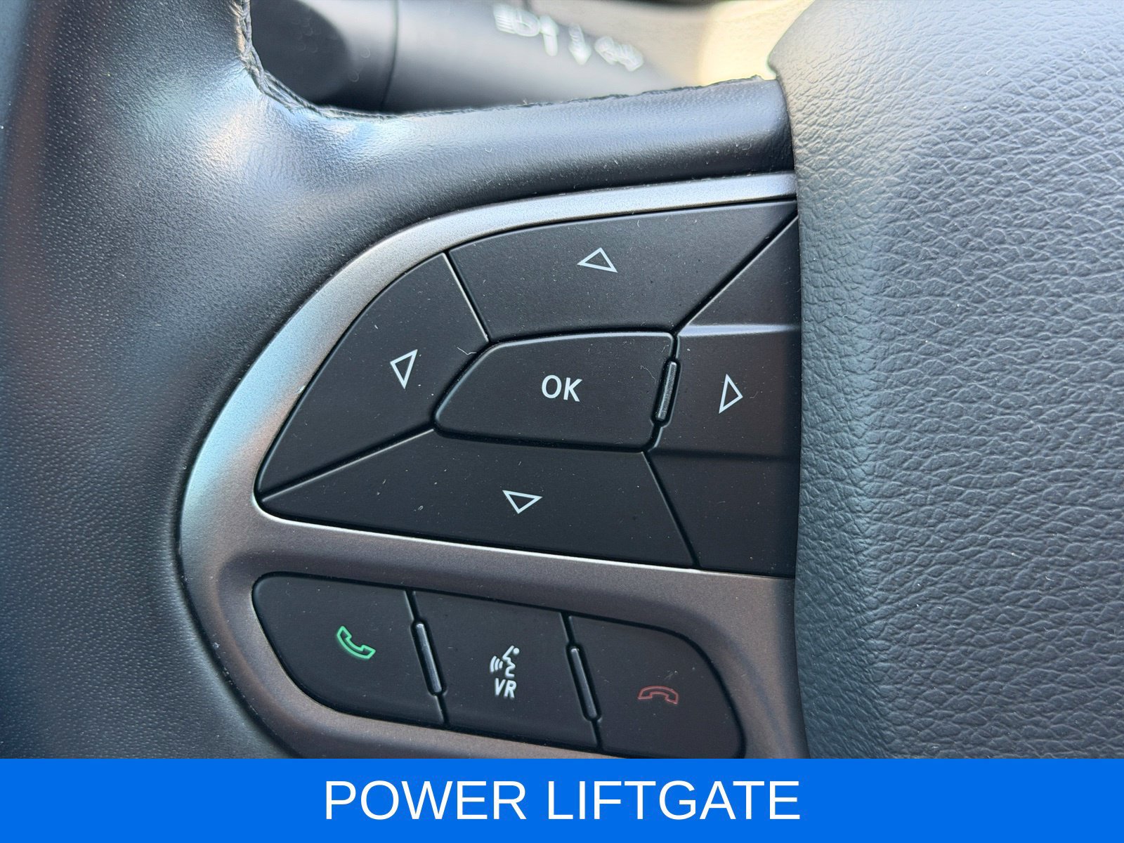 Used 2020 Jeep Cherokee Limited AWD/4WD image 20