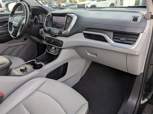 Used 2021 GMC Terrain SLT w/ Infotainment Package II image 10