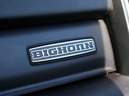 Used 2024 RAM 2500 Big Horn w/ Night Edition AWD/4WD image 38