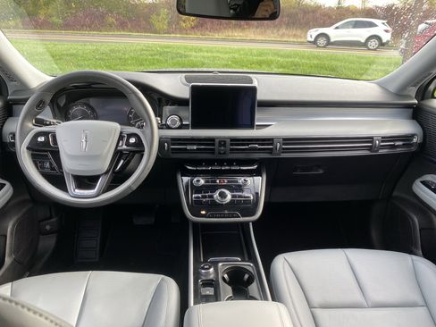 Used 2022 Lincoln Corsair AWD w/ Equipment Group 101A image 10