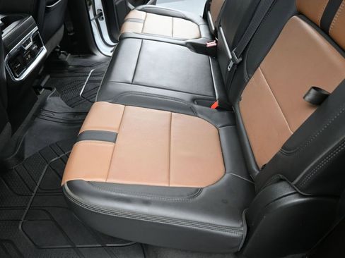 Used 2021 Chevrolet Silverado 3500 High Country image 25