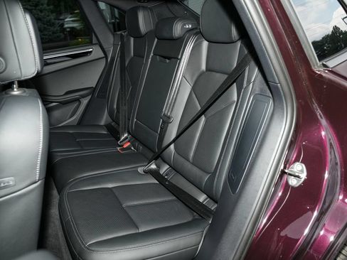 Certified 2026 Porsche Macan AWD/4WD image 34