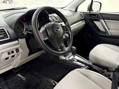 Used 2016 Subaru Forester 2.5i w/ Alloy Wheel Package image 12