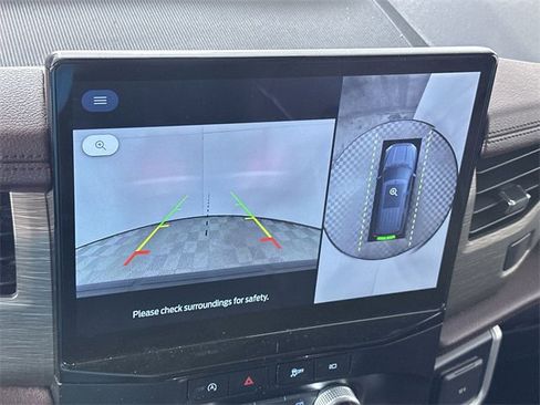 Used 2024 Ford Expedition Limited image 15