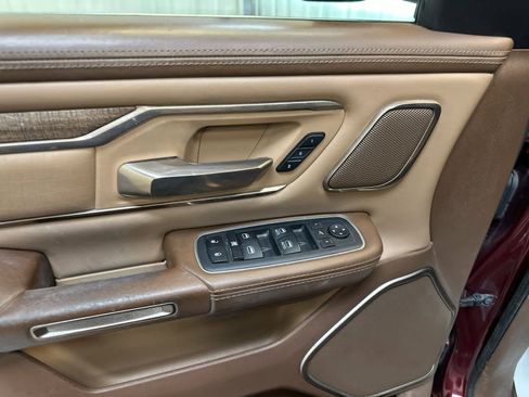 Used 2019 RAM 1500 Laramie Longhorn image 27