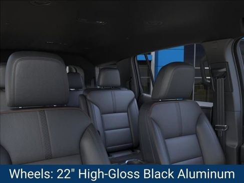 New 2026 Chevrolet Traverse High Country w/ LPO, Floor Liner Package FWD image 27