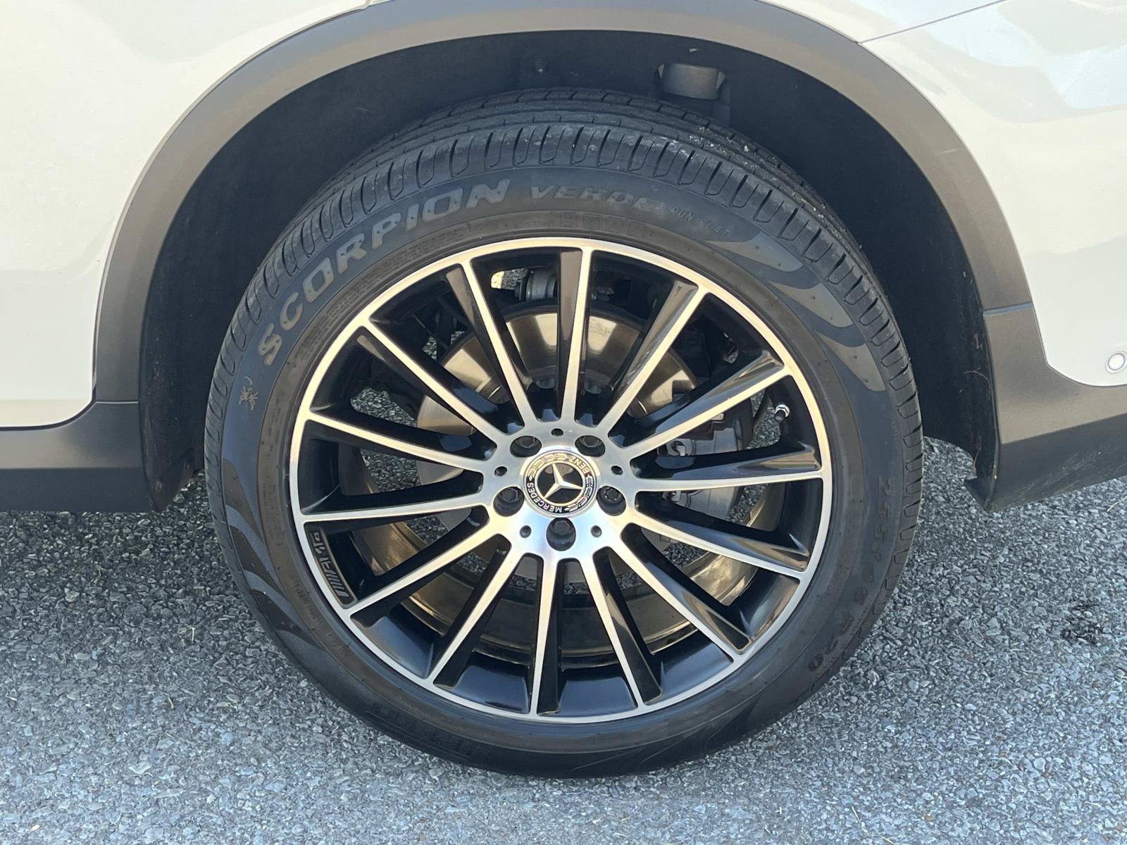 Certified 2022 Mercedes-Benz GLC 300 4MATIC image 11