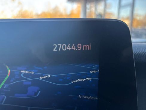 Used 2025 Ford Expedition Active image 9