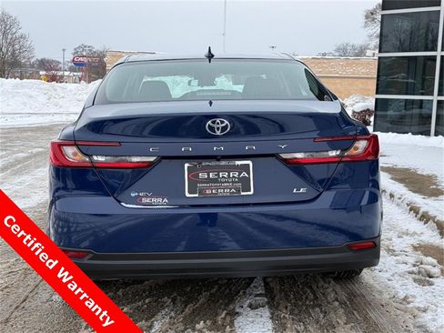 Used 2025 Toyota Camry LE image 4