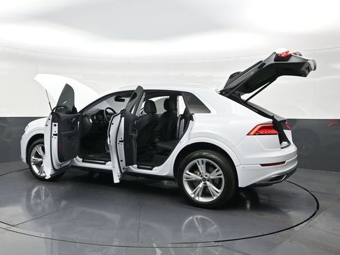Used 2023 Audi Q8 Premium w/ Convenience Package image 32