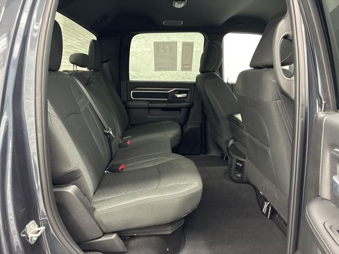 Certified 2025 RAM 2500 Big Horn AWD/4WD image 11
