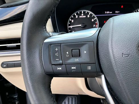 Used 2023 INFINITI QX60 Pure AWD/4WD image 23