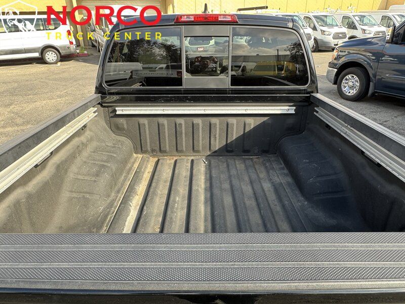 Used 2022 Nissan Frontier SV RWD image 14