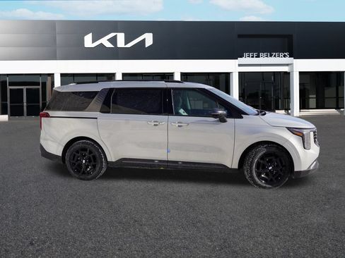 New 2026 Kia Carnival SX Prestige FWD image 2