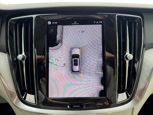 New 2026 Volvo V60 B5 Cross Country Plus w/ Climate Package AWD/4WD image 21