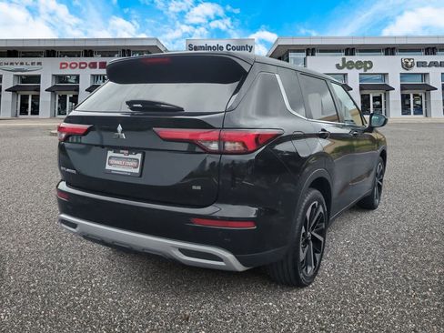 Used 2024 Mitsubishi Outlander SE FWD image 8