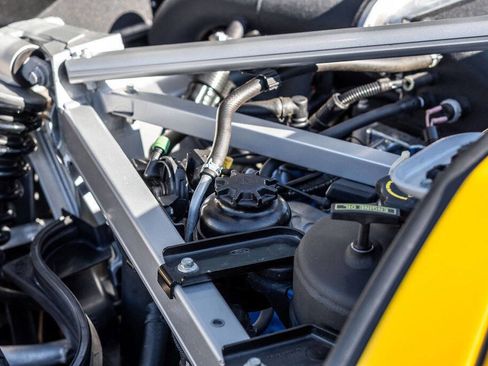 Used 2006 Ford GT image 72