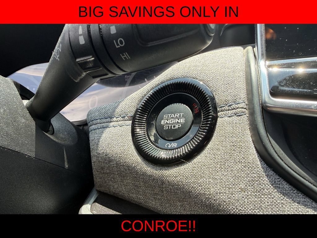Used 2023 Jeep Compass Latitude AWD/4WD image 18