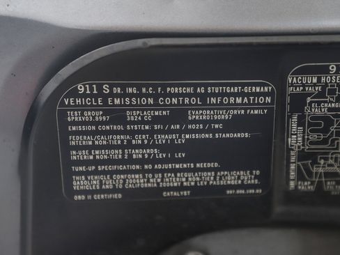 Used 2006 Porsche 911 Carrera S RWD image 39