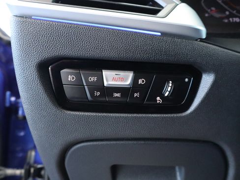 Used 2021 BMW 330i xDrive Sedan w/ M Sport Package image 27