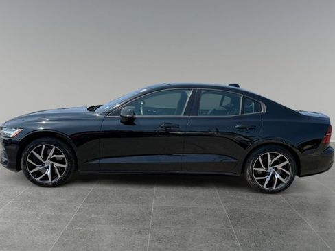 Used 2020 Volvo S60 T6 Momentum w/ Protection Package AWD/4WD image 3