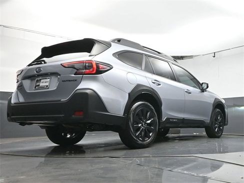 Used 2025 Subaru Outback Onyx Edition w/ Popular Package #2 image 39