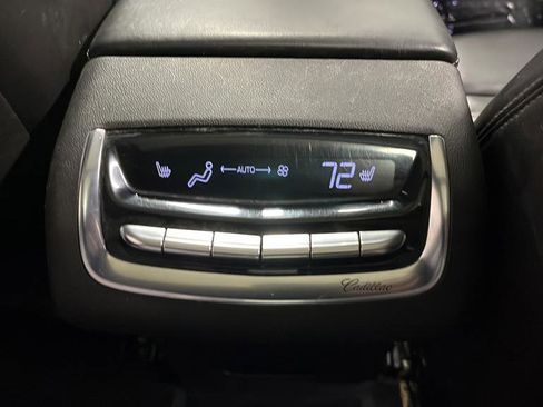 Used 2021 Cadillac XT6 Sport w/ Platinum Package AWD/4WD image 38
