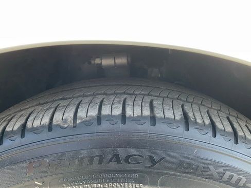 Used 2023 Tesla Model 3 Standard Range image 79