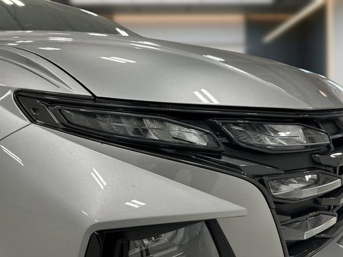 Certified 2025 Hyundai Tucson SE FWD image 10