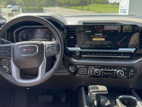 Used 2023 GMC Sierra 1500 SLT w/ SLT Premium Plus Package image 15