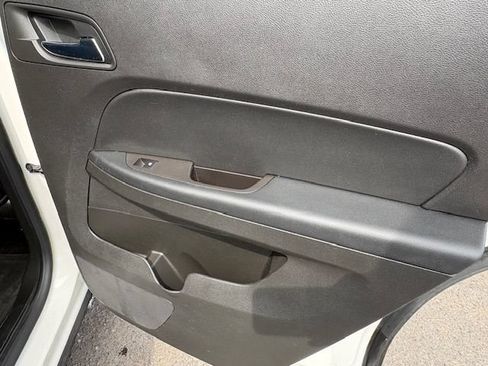 Used 2015 Chevrolet Equinox LT w/ Power Convenience Package AWD/4WD image 22